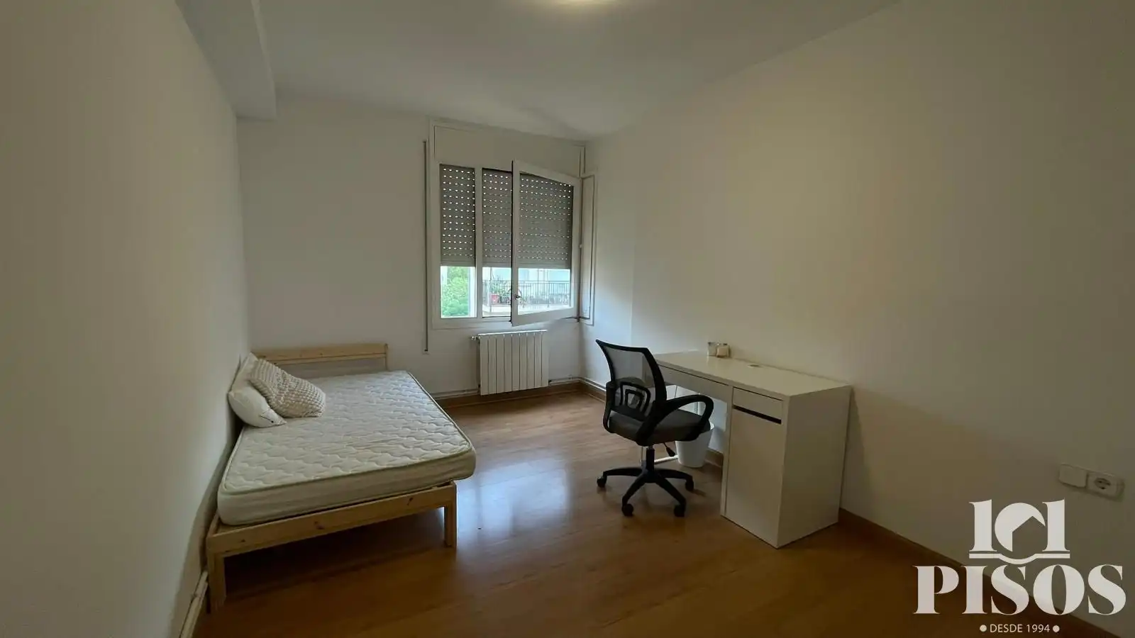 Habitación de Piso de alquiler en Sant Cugat del Vallès con Calefacción, Parquet y Terraza