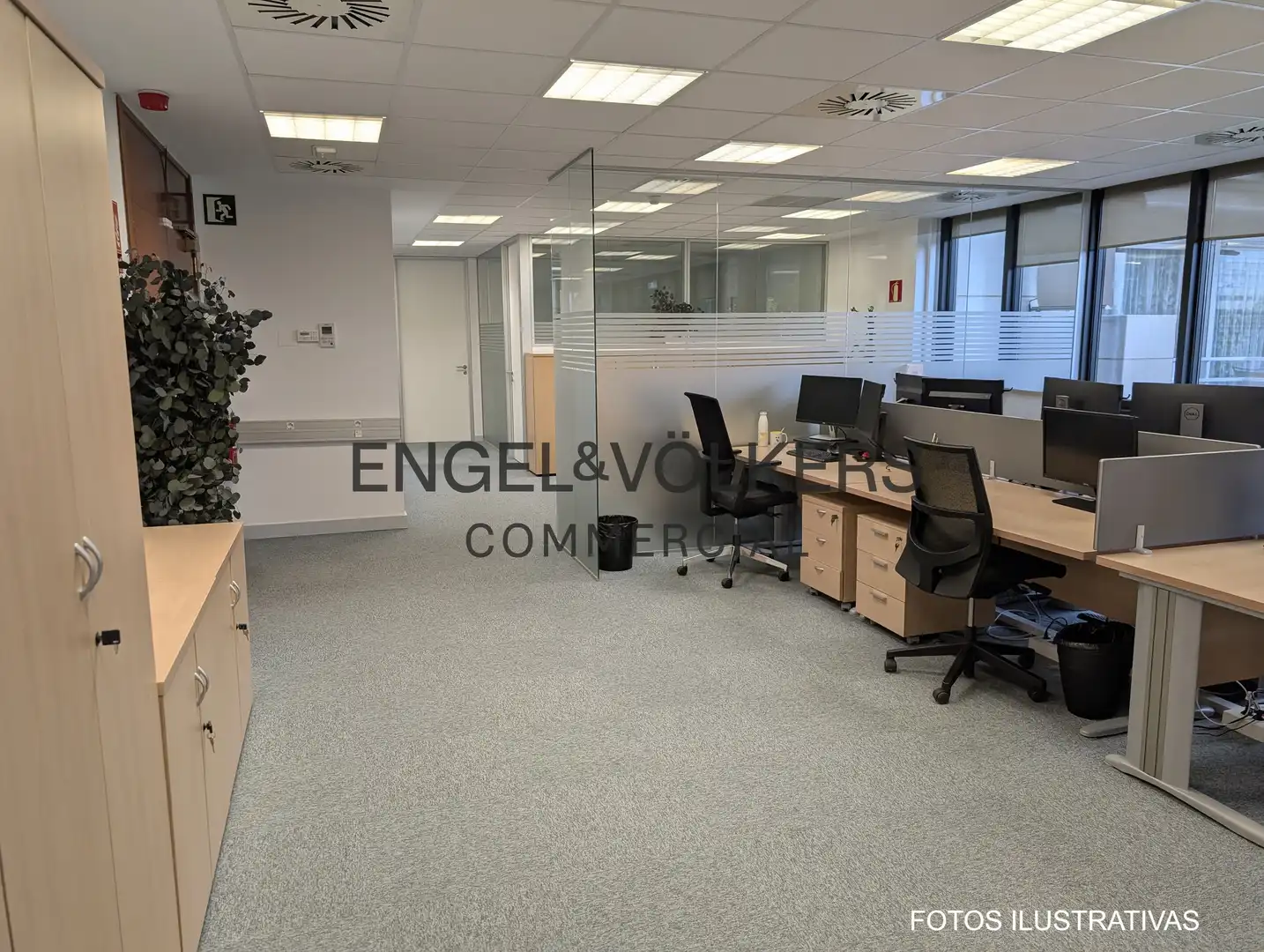 Office for rent in Barcelona  with Air Conditioner