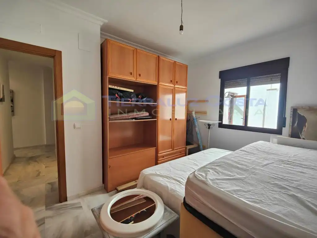 Habitación de Planta baja en venta en Lepe con Aire acondicionado y Amueblado