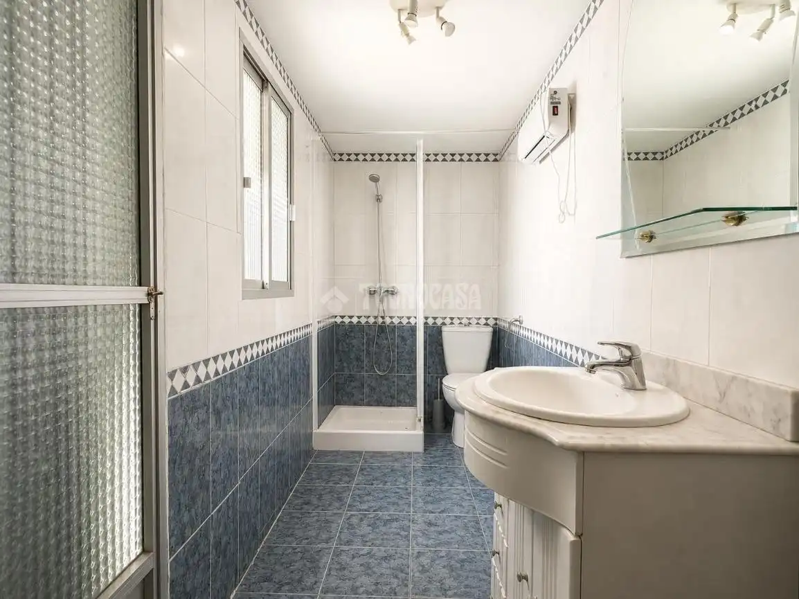 Bathroom of Houses for sale in Pinto  with Air Conditioner and Heating