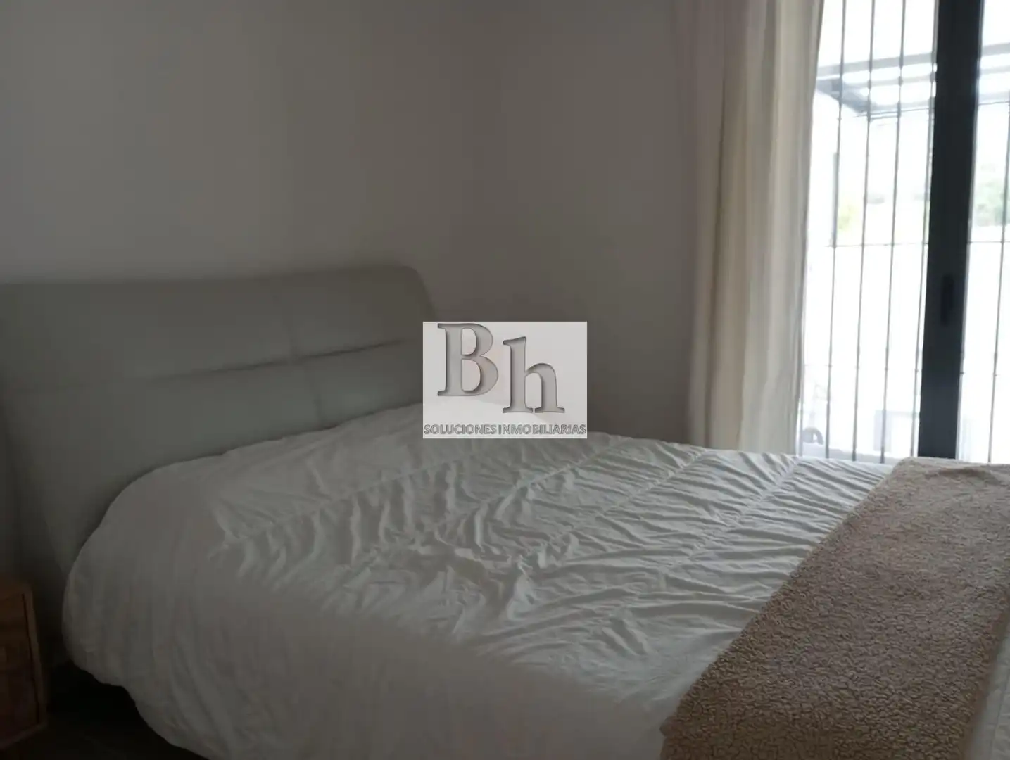 Bedroom of Flat for sale in Málaga  with Air Conditioner, Private garden and Terrace