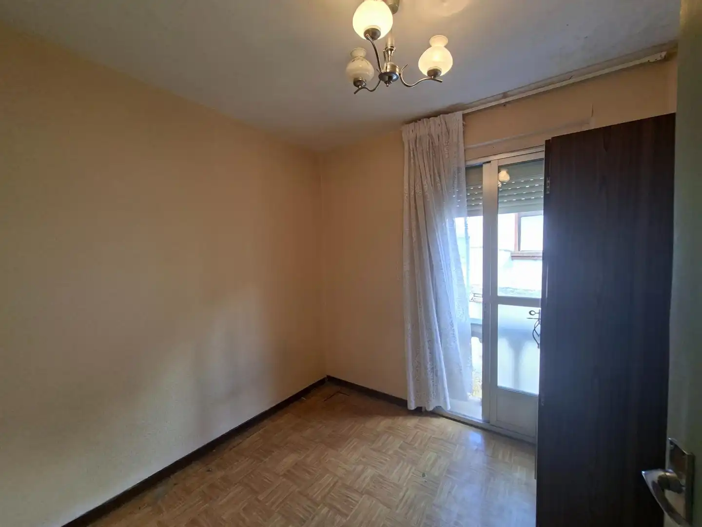 Habitación de Casa adosada en venta en Carucedo con Calefacción