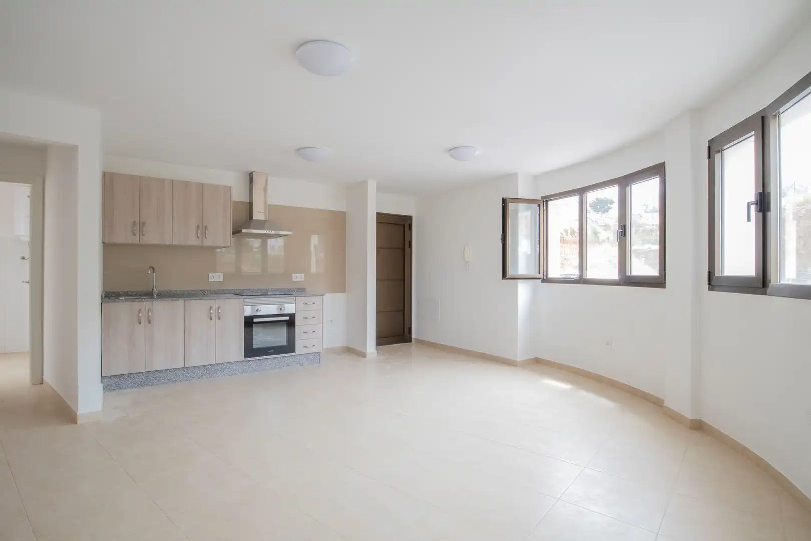 Flat to rent in SAPUR