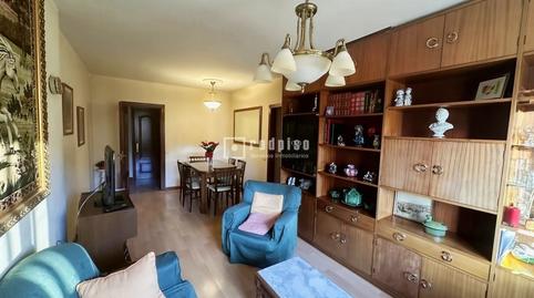 Foto 2 de Piso en venta en Alzola, Orcasitas, Madrid