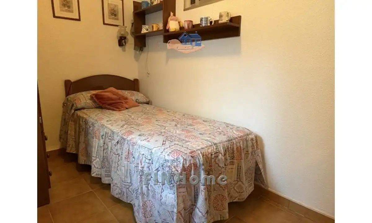 Habitación de Piso de alquiler en Sevilla con Aire acondicionado, Calefacción y Trastero