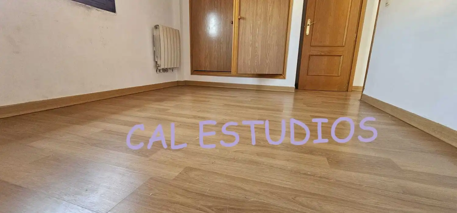 Bedroom of Flat for sale in Torrelaguna  with Air Conditioner and Storage room