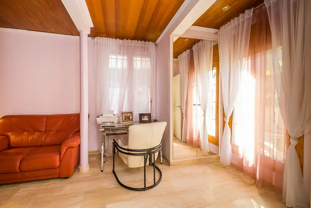 Habitación de Casa adosada en venta en Castell d'Aro, Platja d'Aro i s'Agaró con Aire acondicionado, Calefacción y Jardín privado