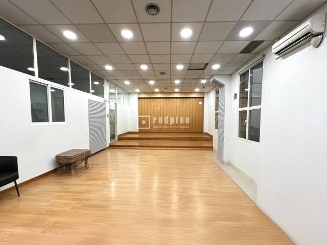 Local comercial en Venta en Rosa Luxemburgo