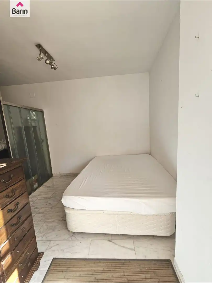Dormitori de Pis en venda en Córdoba amb Jardí privat i Piscina comunitària