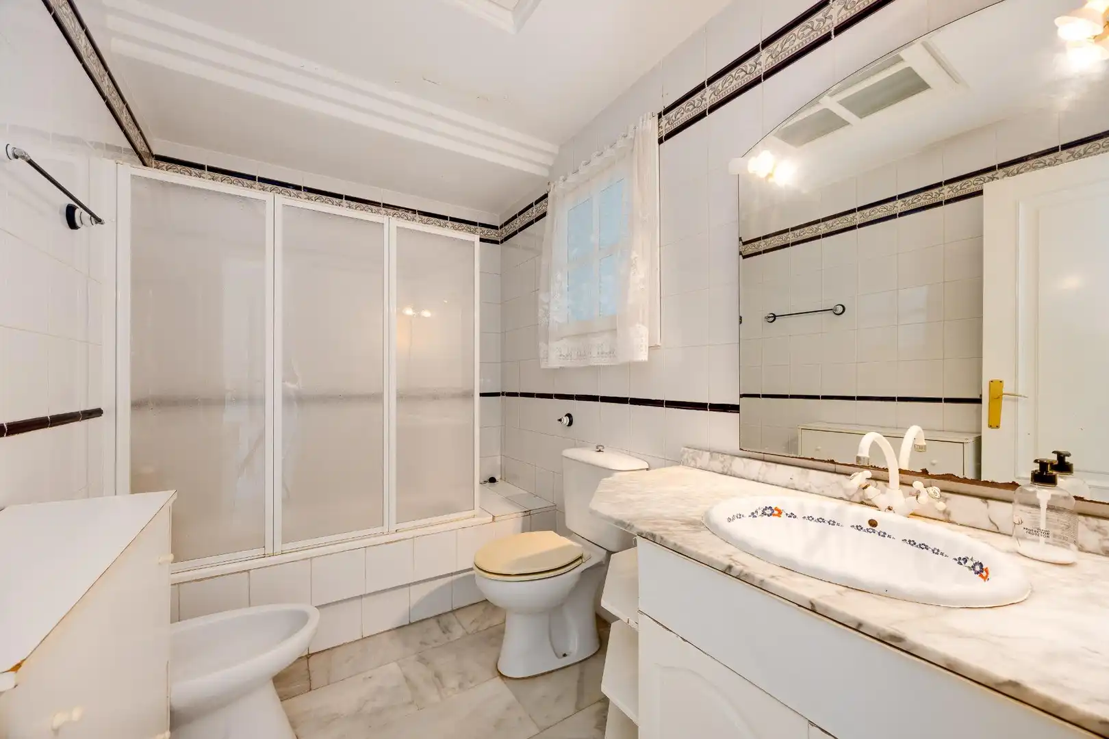 Apartamento con terraza en venta en Avenida ROENTGEN 2, imagen 25