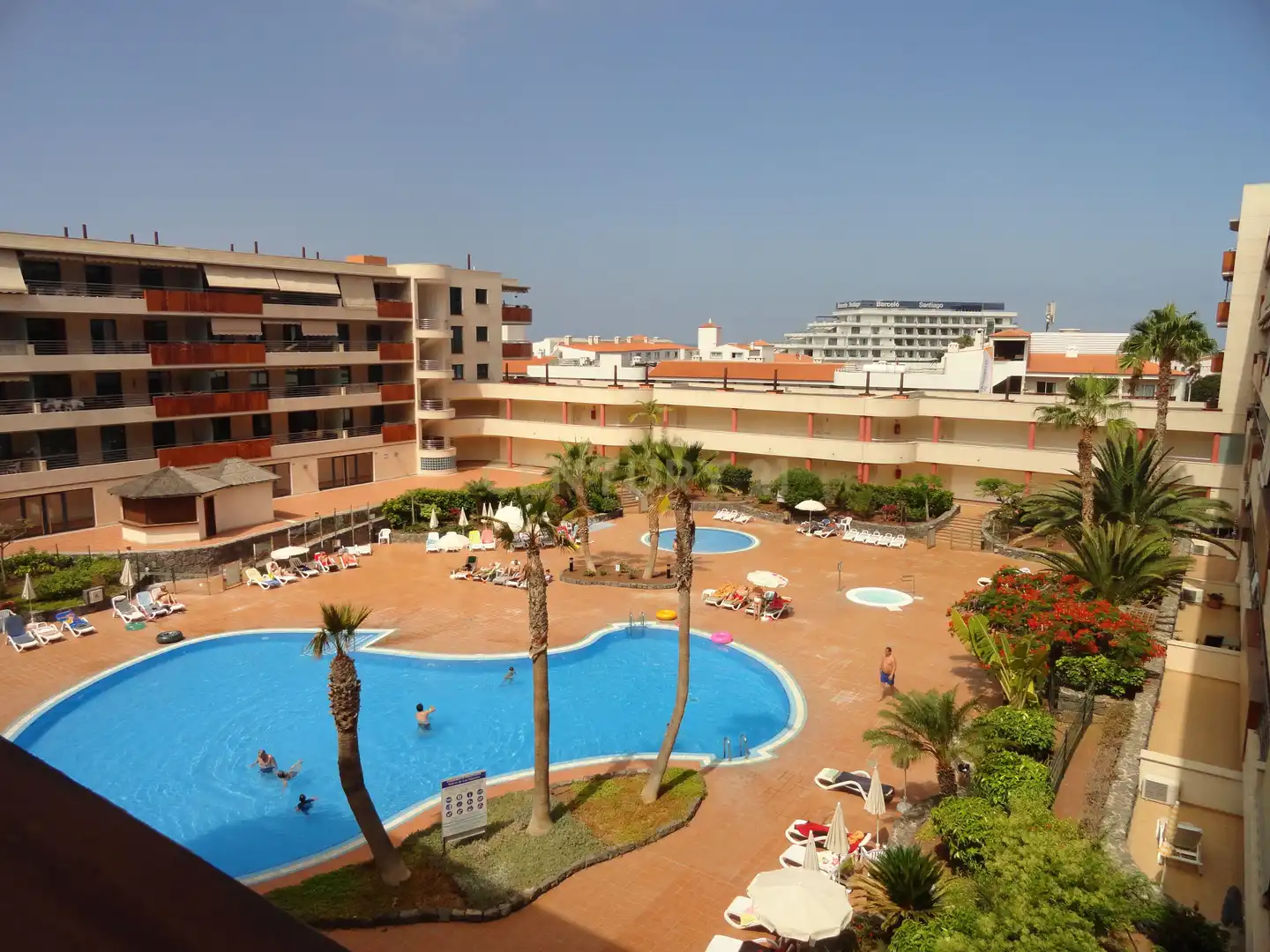 Piscina de Apartamento de alquiler en Santiago del Teide