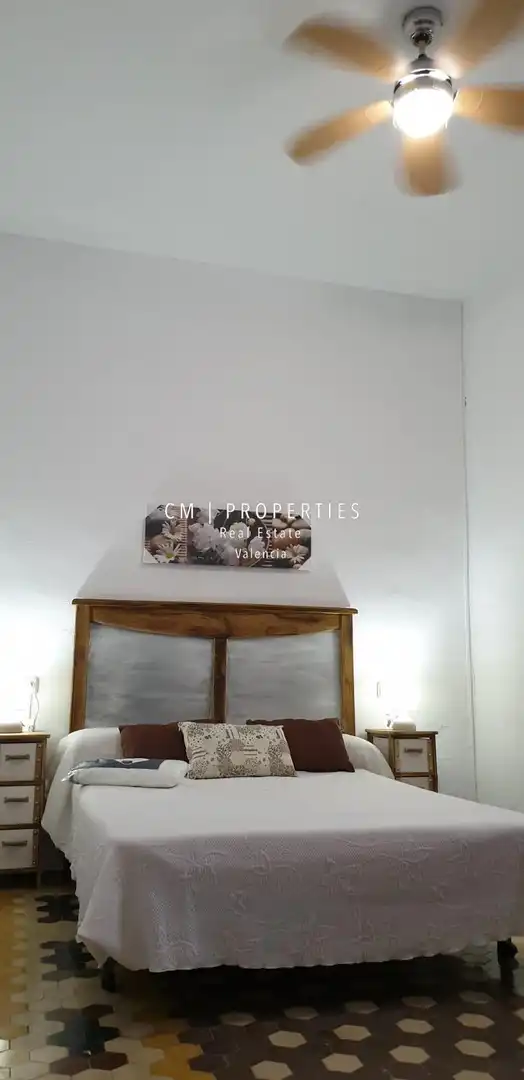 Vista exterior de Casa o xalet de lloguer en Paterna amb Aire condicionat, Calefacció i Terrassa