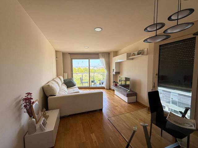 Apartamento en Venta en Camp de Morvedre en Ciutat del Transport - La Salera