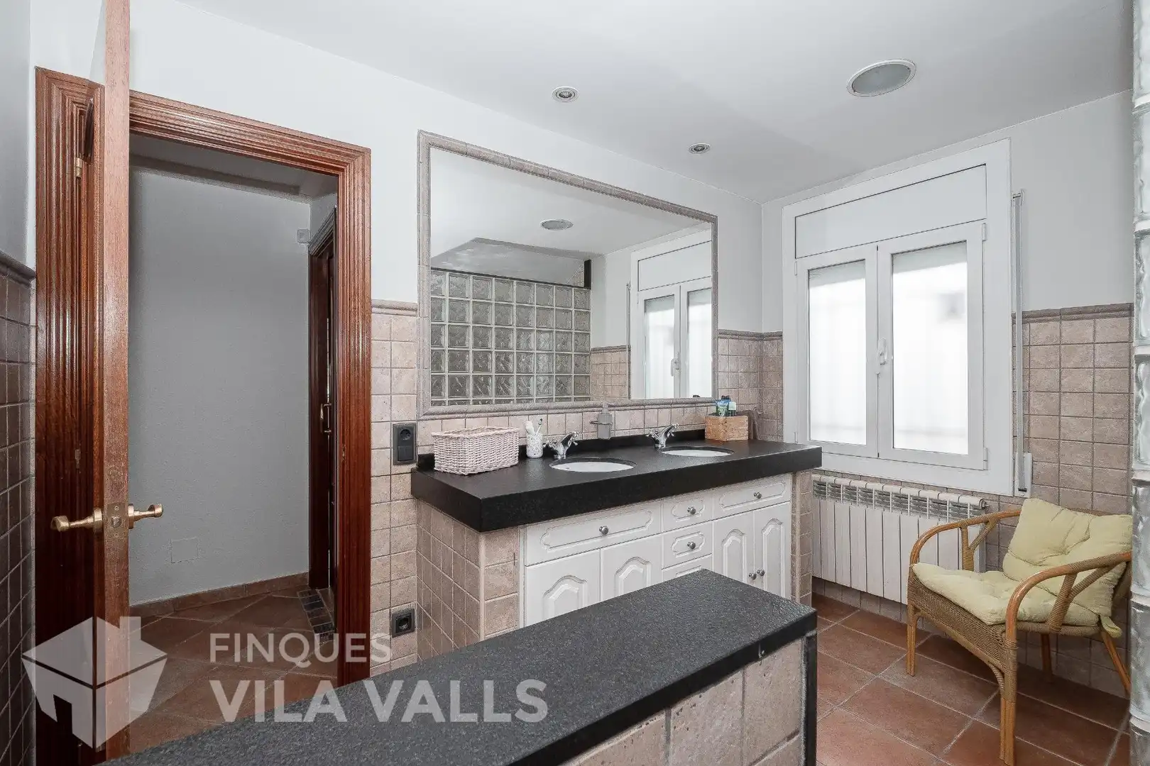 Bany de Casa o xalet en venda en Caldes de Montbui amb Calefacció, Jardí privat i Terrassa