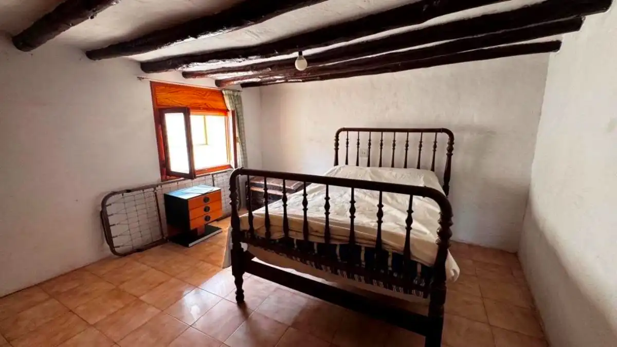 Dormitori de Casa adosada en venda en Valjunquera amb Terrassa