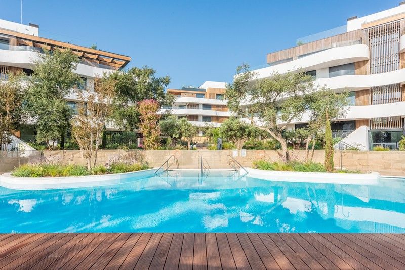 Swimming pool of Apartment for sale in Sotogrande  with Air Conditioner, Terrace and Swimming Pool