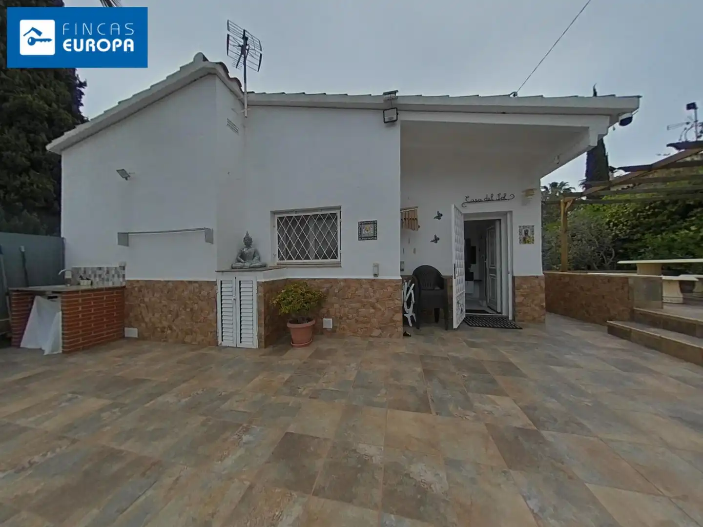 Vista exterior de Casa o xalet en venda en Salou amb Calefacció, Jardí privat i Traster