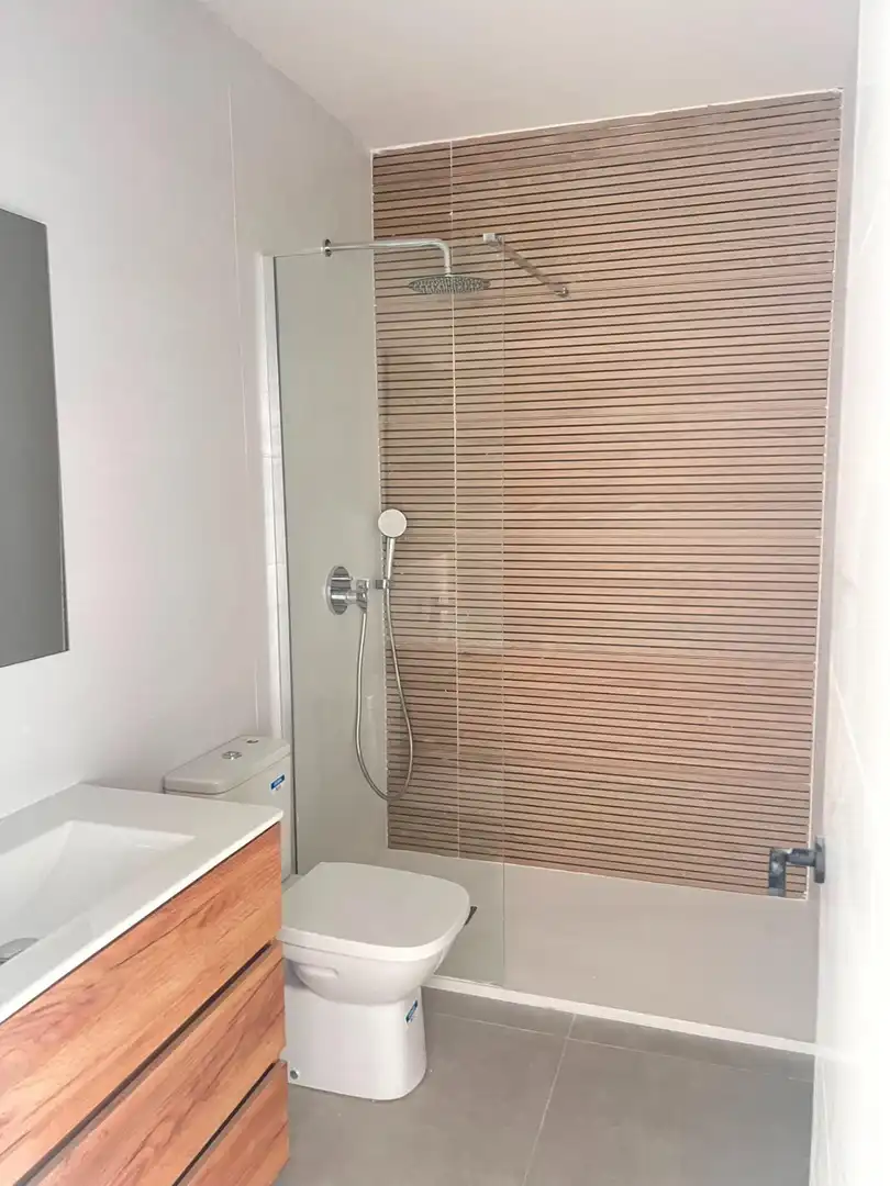 Bathroom of Apartments for sale in Torremolinos  with Air Conditioner and Balcony