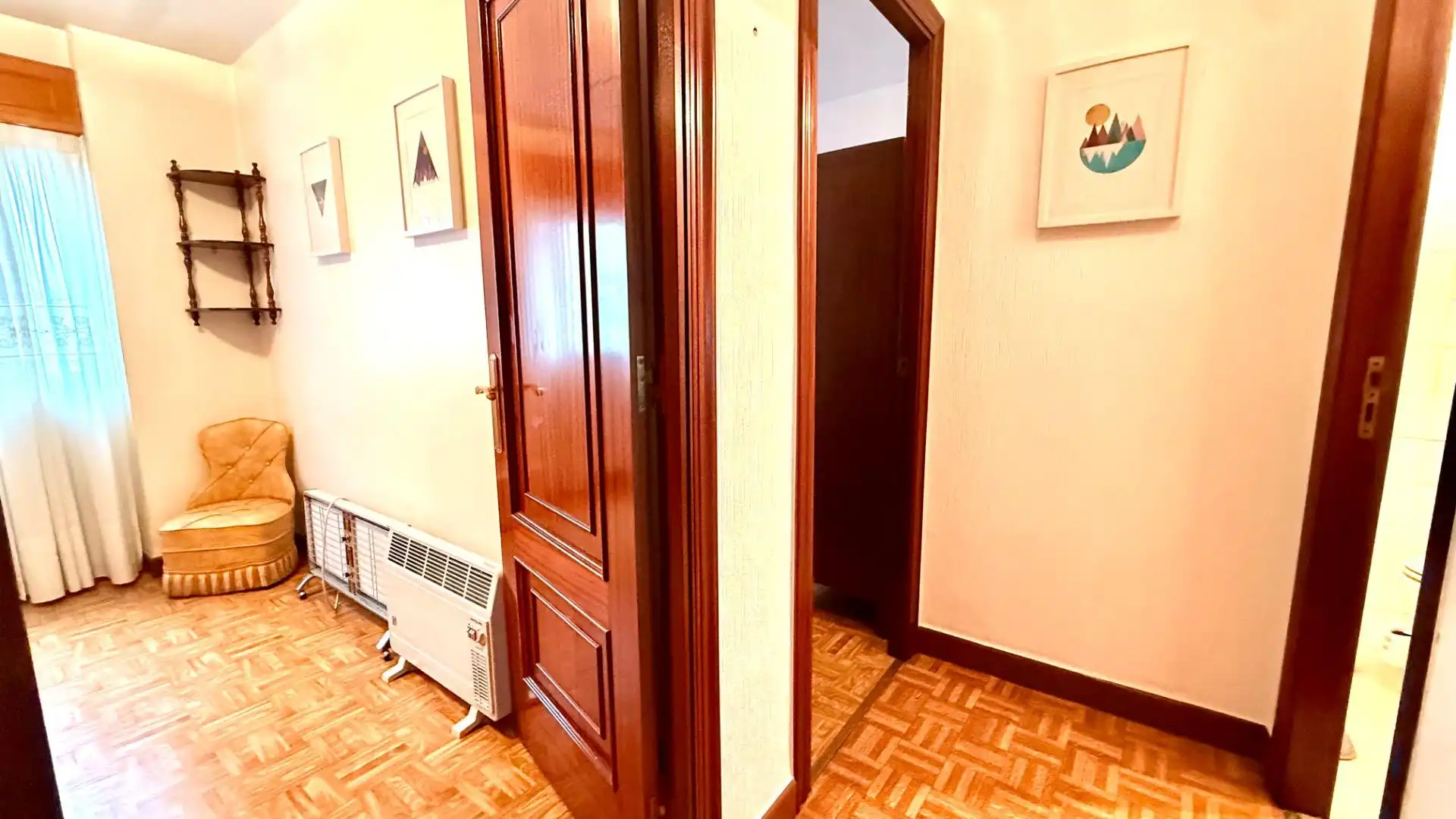 Piso en venta en Ourense Capital  con Amueblado y Balcón