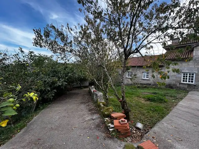 Exterior view of Houses for sale in Vilanova de Arousa  with Heating, Private garden and Parquet flooring