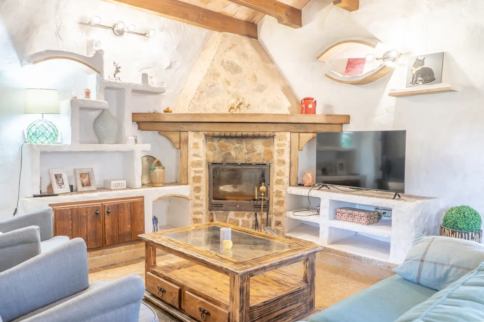 Living room of Country homes for sale in Calvià  with Heating