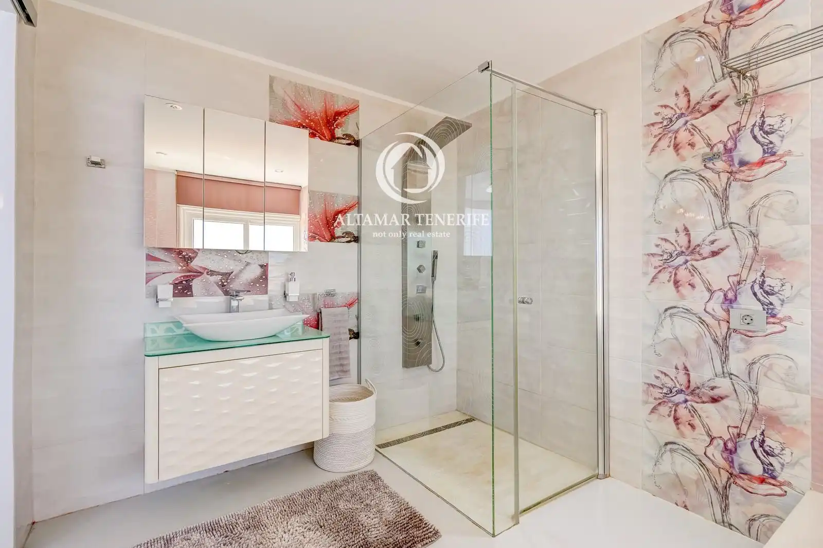 Apartamento con terraza en venta en Costa Adeje, imagen 26