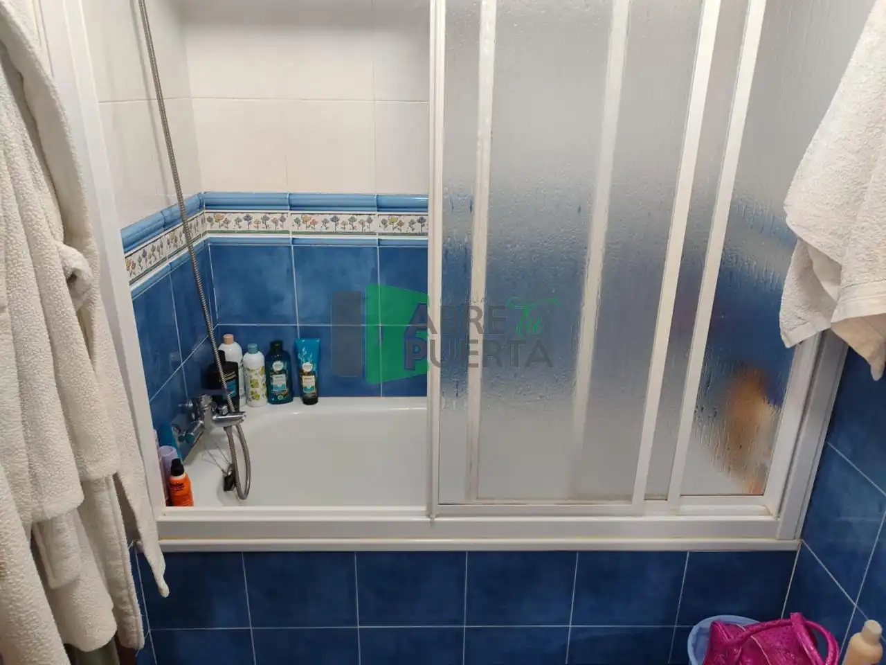 Bathroom of Houses for sale in O Pereiro de Aguiar   with Heating, Private garden and Parquet flooring