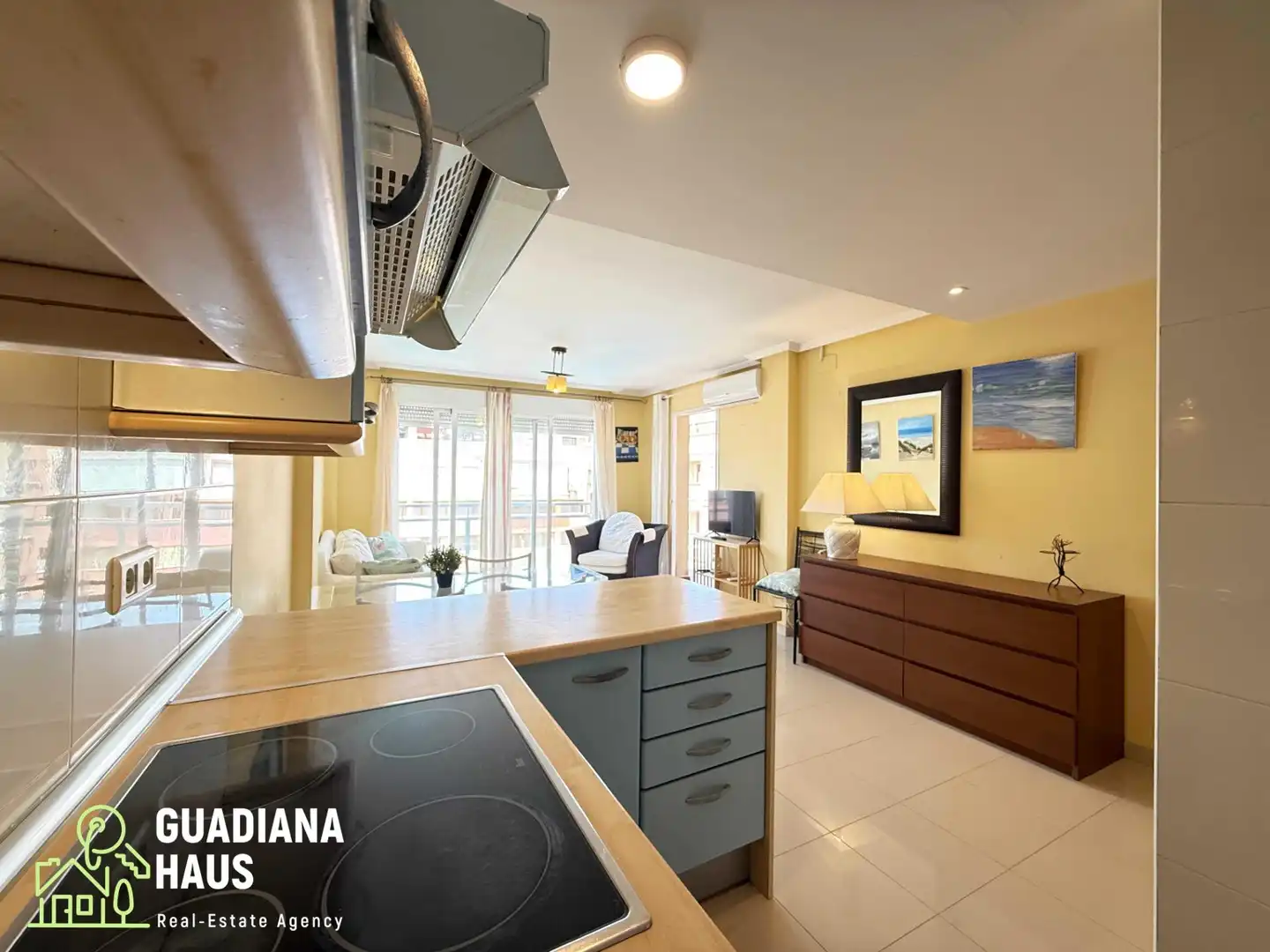 Cuina de Apartament en venda en Isla Cristina amb Aire condicionat, Calefacció i Terrassa