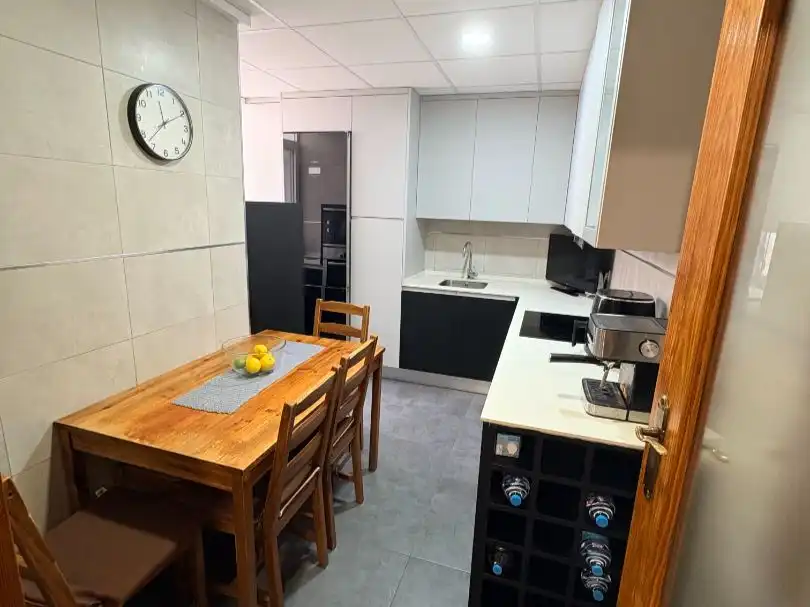 Cocina de Piso en venta en Torrevieja con Aire acondicionado, Terraza y Balcón