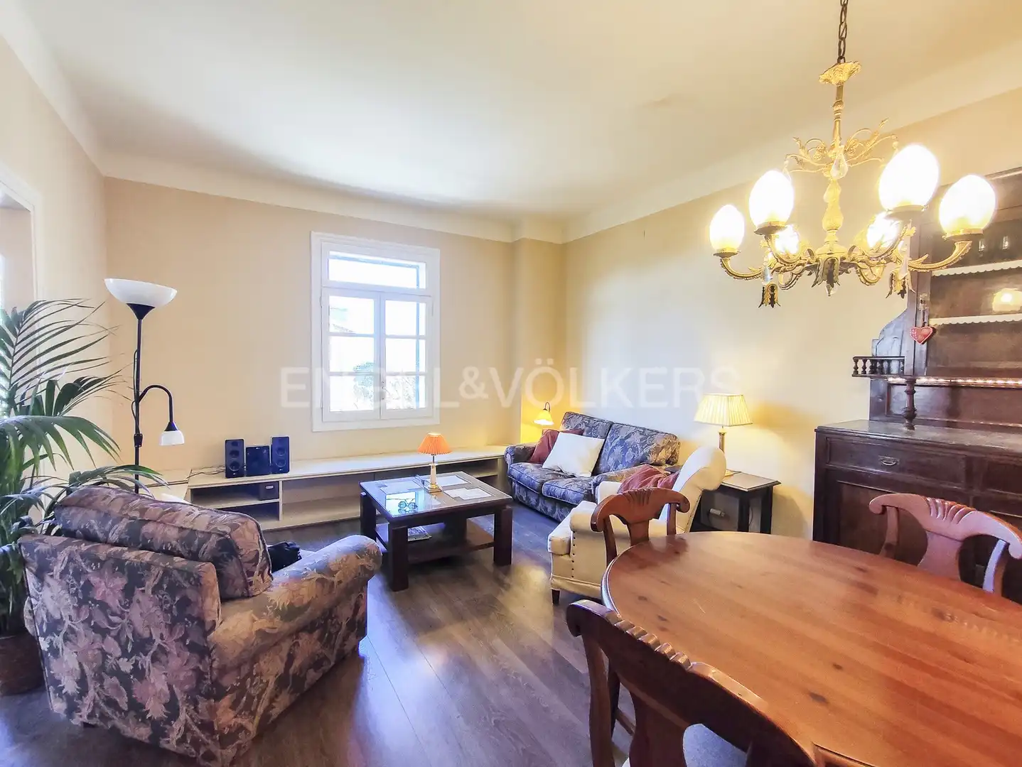 Sala d'estar de Casa o xalet de lloguer en Barcelona amb Aire condicionat, Calefacció i Jardí privat