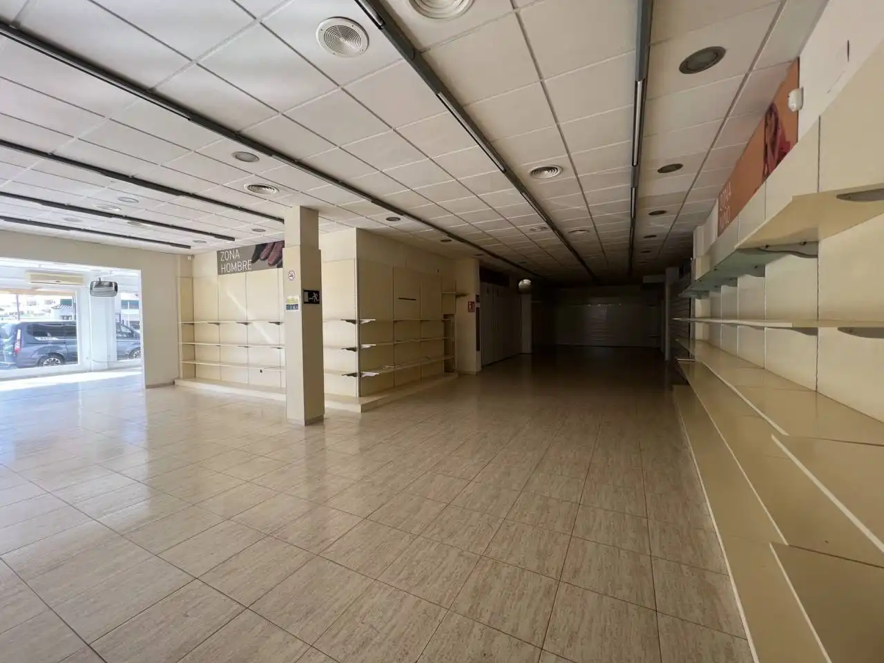 Local comercial en venta en Urbanizacion Flamenco 3, imagen 8