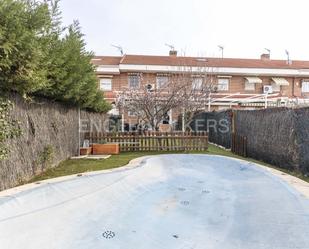 Exterior view of House or chalet for sale in Rivas-Vaciamadrid  with Air Conditioner, Heating and Private garden