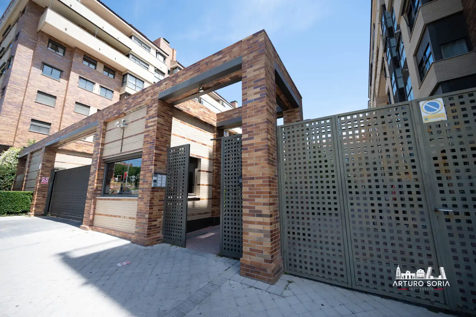 Vista exterior de Piso en venta en Rivas-Vaciamadrid con Aire acondicionado, Calefacción y Trastero
