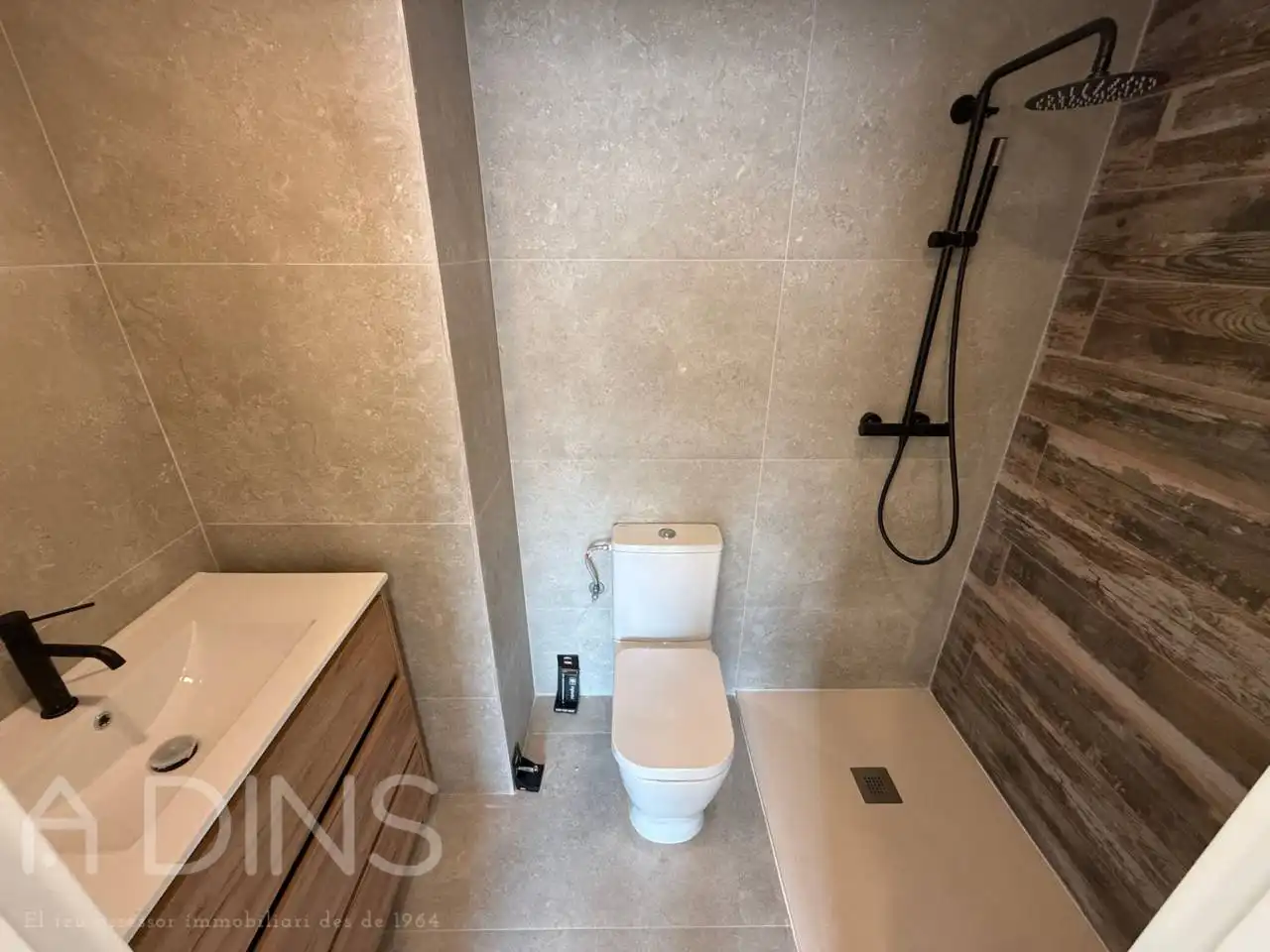Baño de Piso de alquiler en Caldes de Montbui con Aire acondicionado y Balcón
