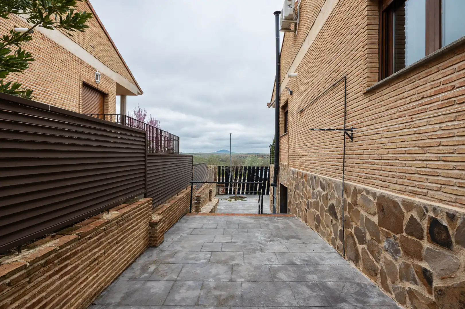 Terraza de Casa o chalet en venta en Layos con Aire acondicionado, Calefacción y Jardín privado