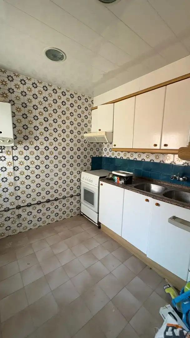 Cocina de Piso en venta en L'Hospitalet de Llobregat