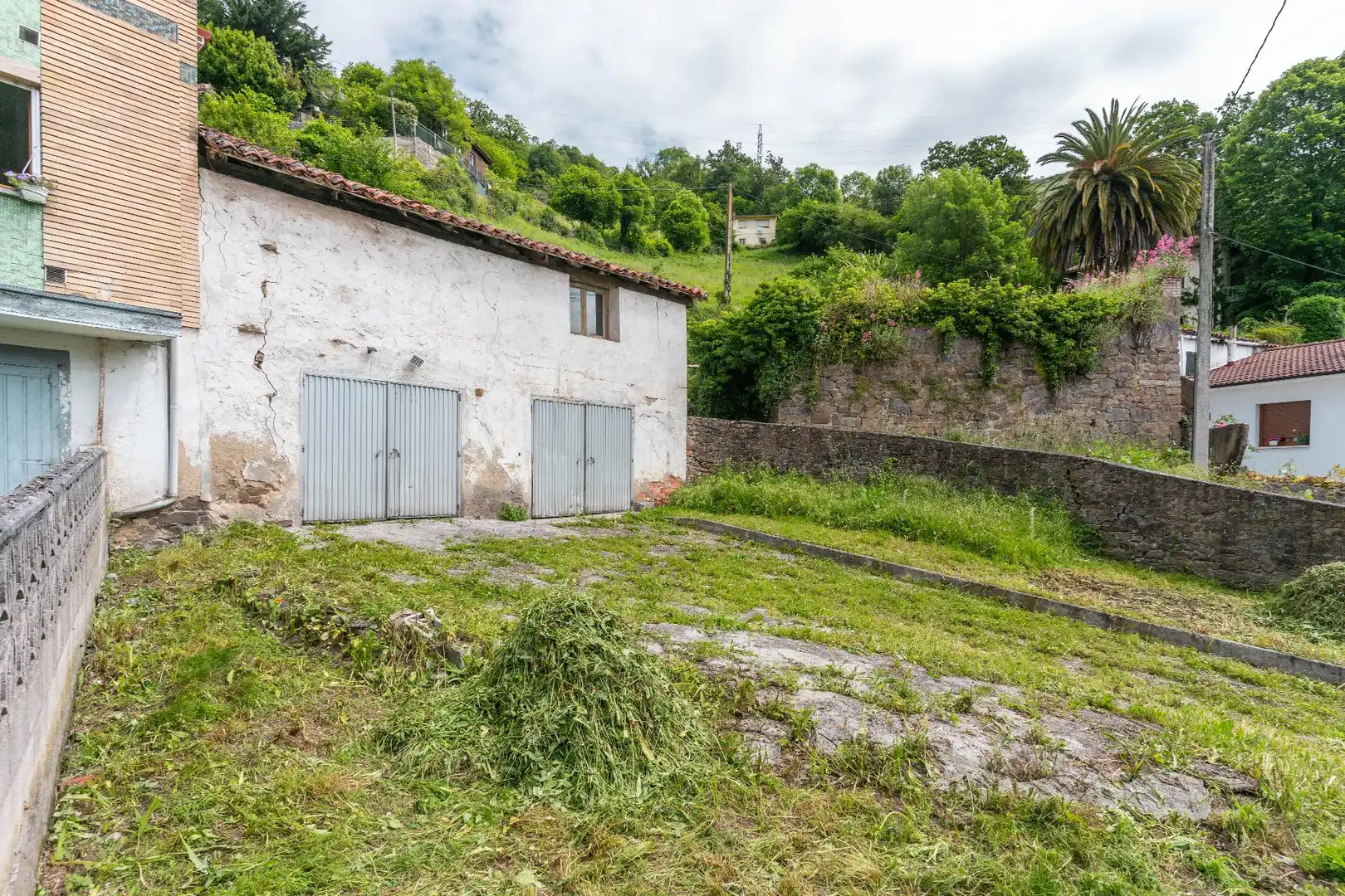 Vista exterior de Garaje en venta en Aller