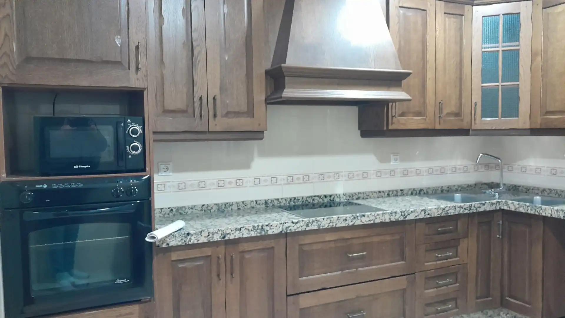 Piso con ascensor en venta en Plaza Real, imagen 2