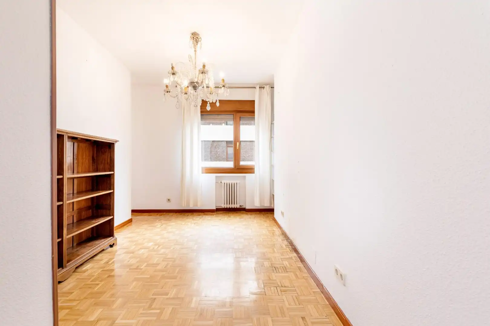 Habitación de Piso en venta en Madrid con Calefacción