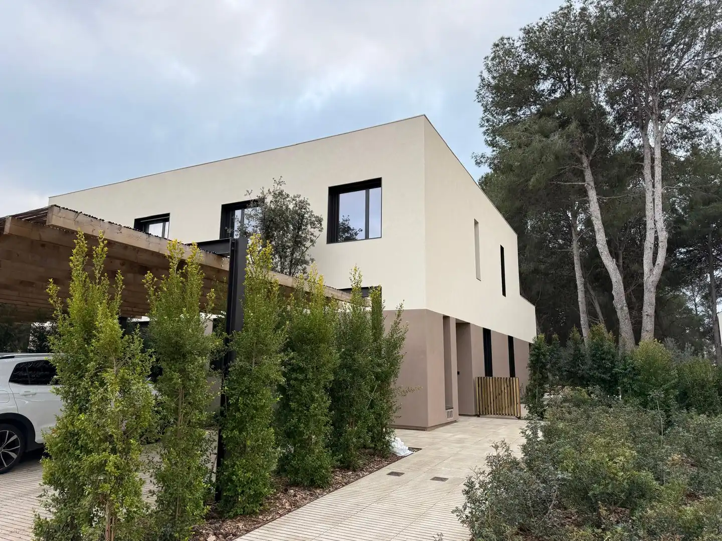 Vista exterior de Casa adosada en venda en Salou amb Aire condicionat, Calefacció i Jardí privat