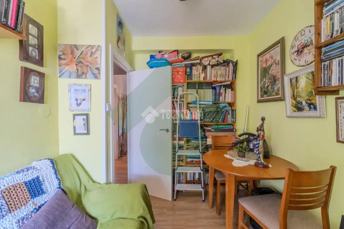 Bedroom of Flat for sale in Madrid  with Air Conditioner and Heating