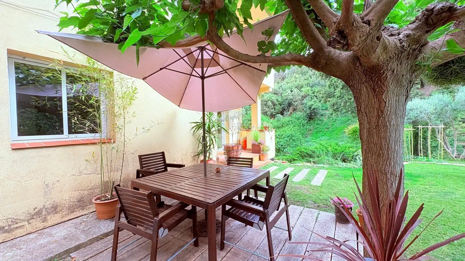Terrassa de Casa o xalet en venda en Castellar del Vallès amb Calefacció, Jardí privat i Terrassa
