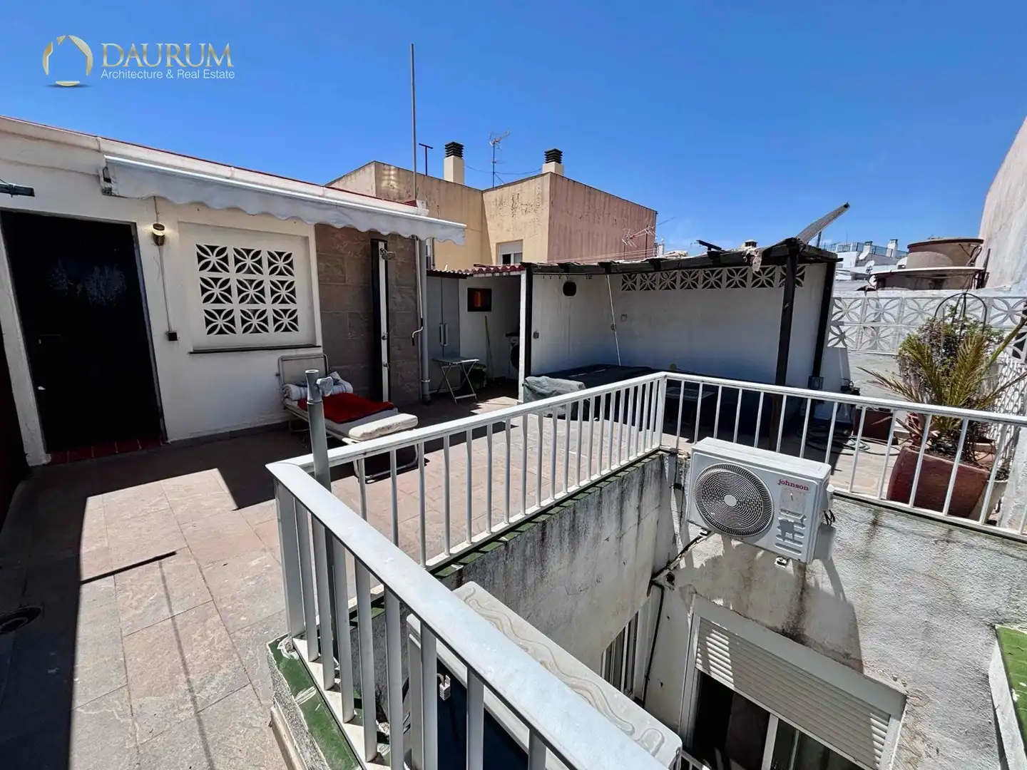 Vista exterior de Àtic en venda en Mijas amb Aire condicionat, Terrassa i Moblat