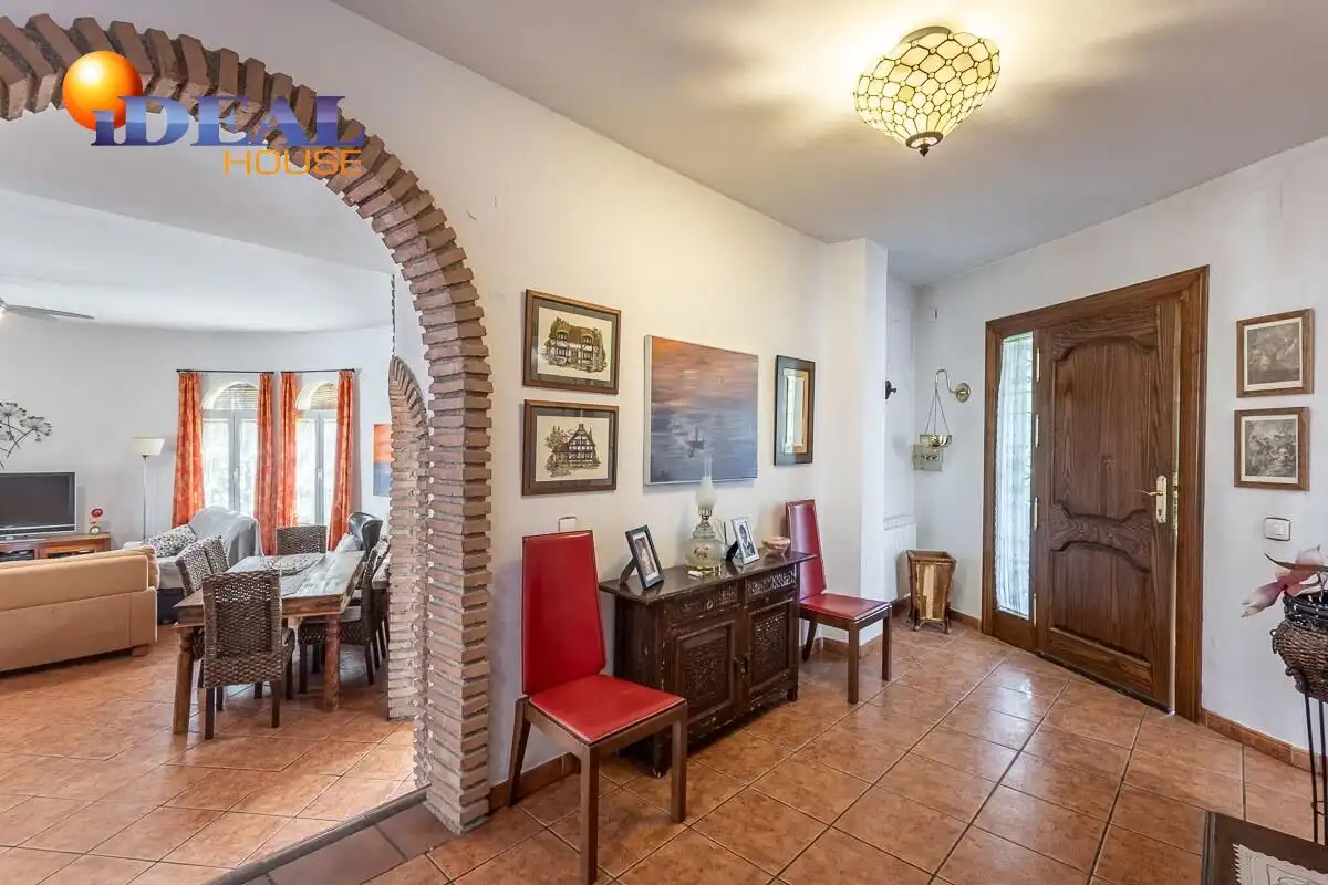 Villa mit Pool zum Verkauf in Residencial Triana - Barrio Alto, imagen 25