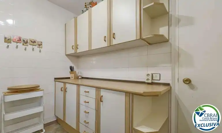 Kitchen of Detached homes for sale in Roses  with Private garden and Community pool