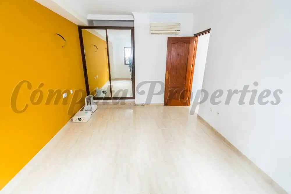 Apartamento con terraza en venta en Algarrobo pueblo, imagen 7