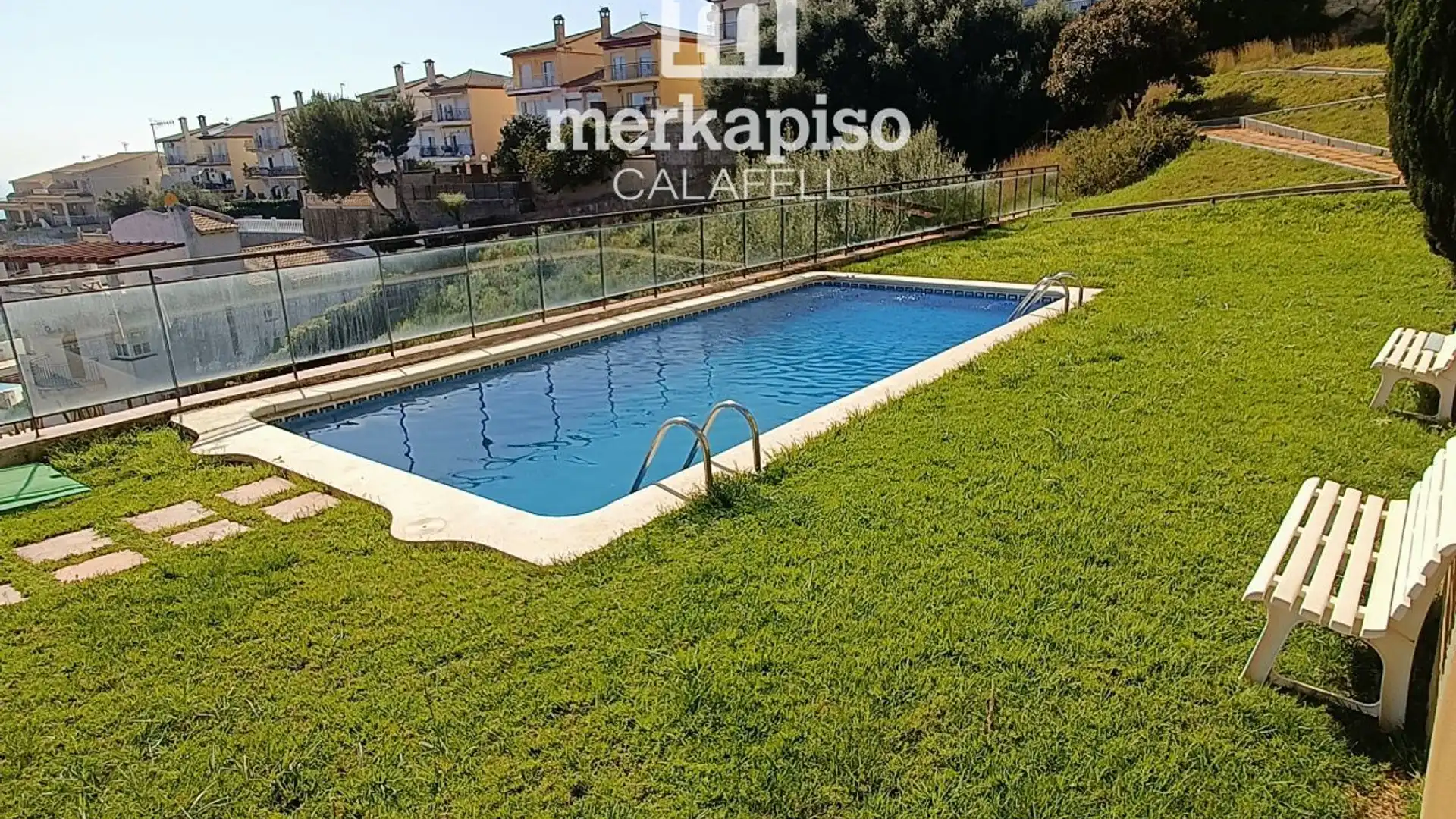 Piscina de Casa o chalet en venta en Calafell con Aire acondicionado, Jardín privado y Terraza