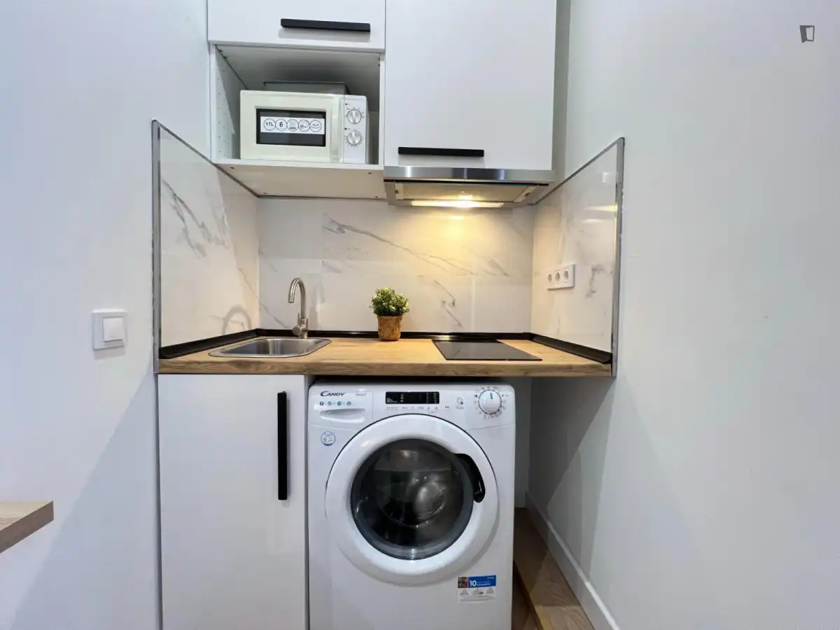Study for rent in Gaztambide