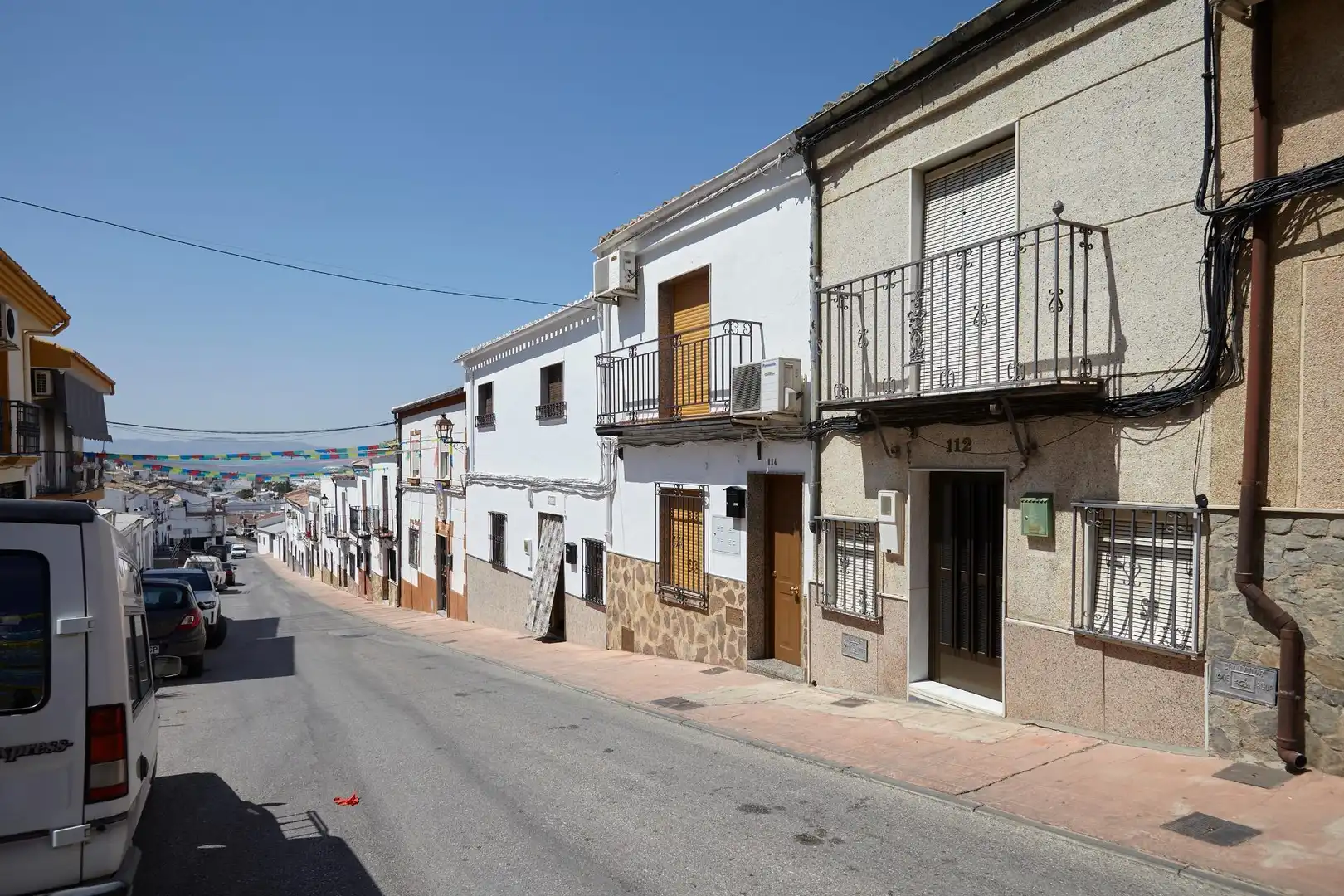 Exterior view of Houses for sale in Martos  with Air Conditioner, Heating and Furnished