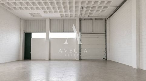 Foto 2 von Fabrikhallen zum Verkauf in Avenida Vallès, 97, Can Parellada, Terrassa